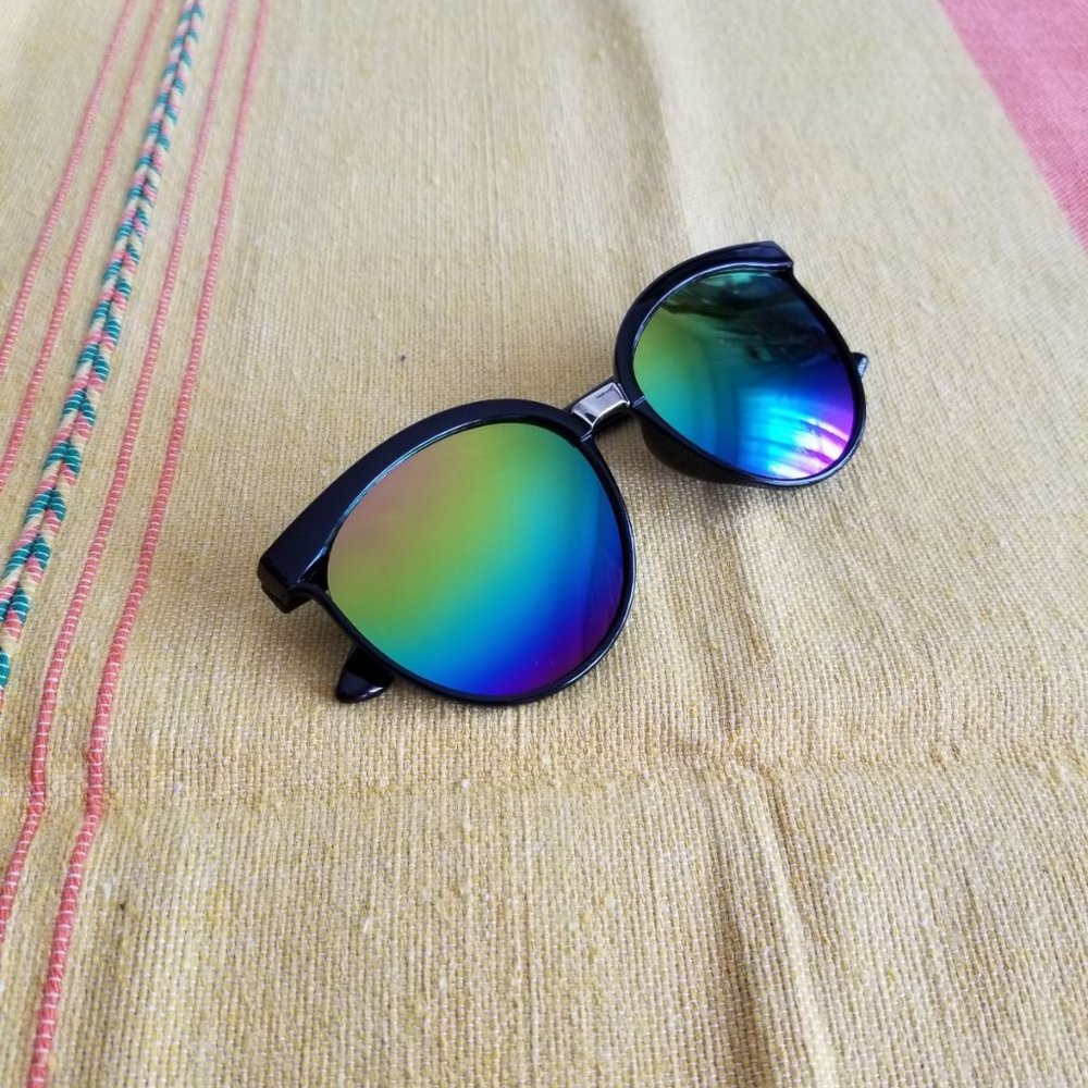 Women sunglasses